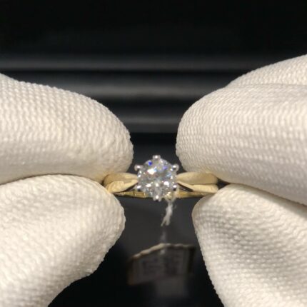 GDRN-260 Nieuwe 14 kt Bi-color solitair dames ring mt 17 met 0.70 ct brilj.